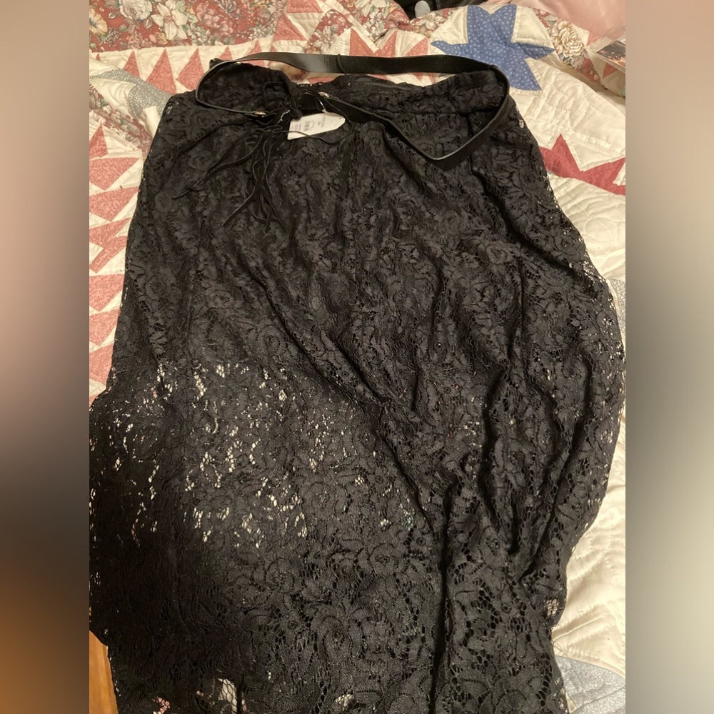 Women’s Black Lace Skirt